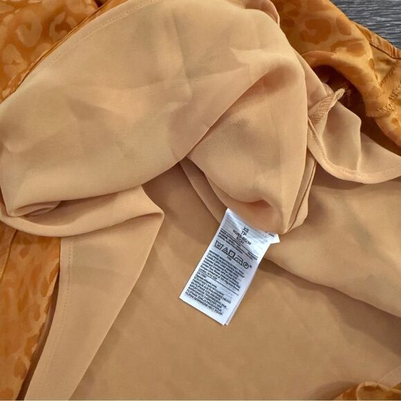 Banana Republic Animal Print Midi Skirt - Picture 5 of 7